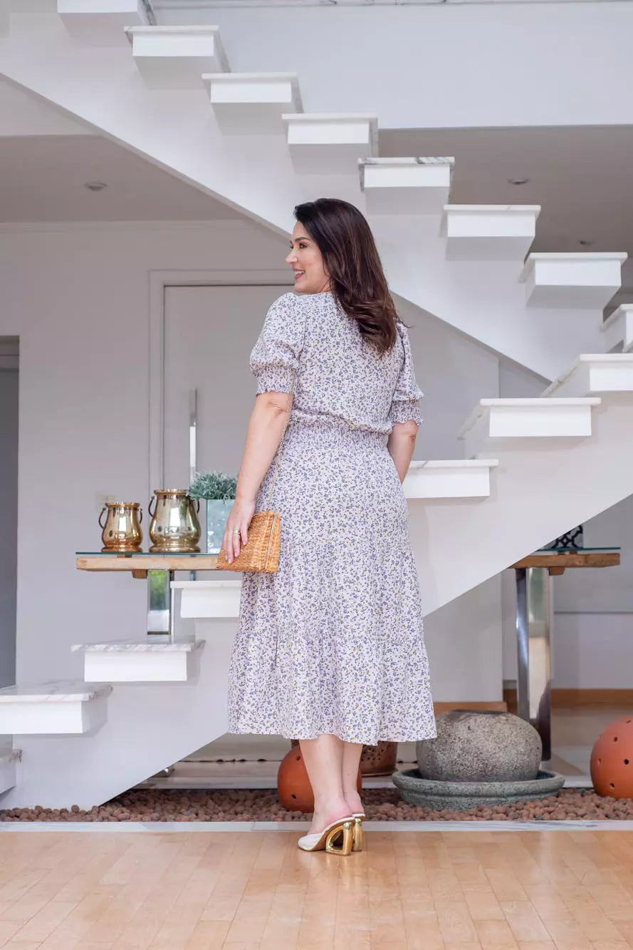 VESTIDO MAXI MIDI COM MARIAS BRANCO