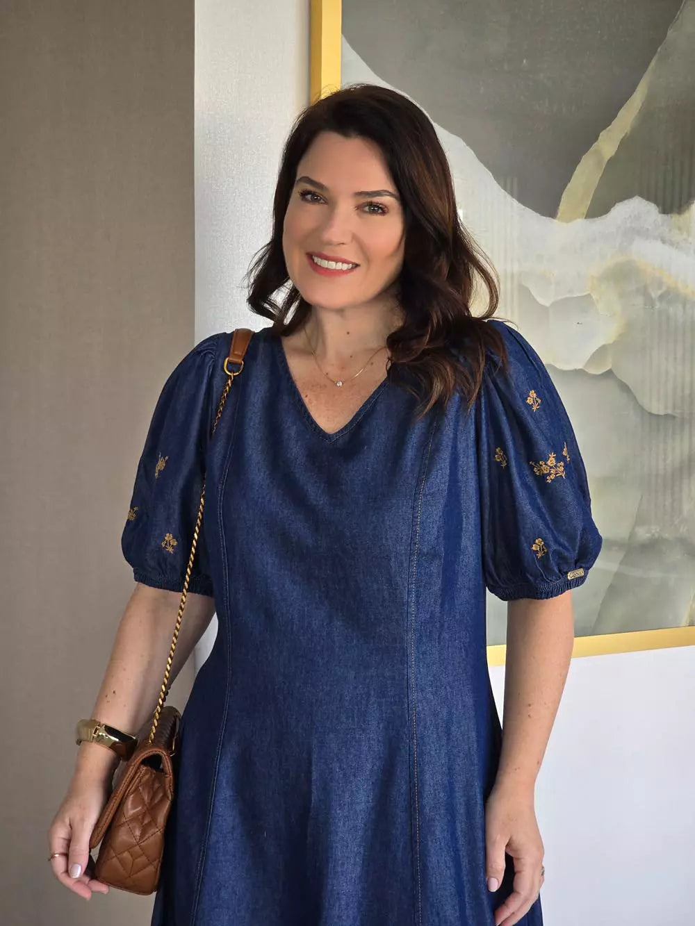 VESTIDO EVASÊ COM MANGA BORDADA