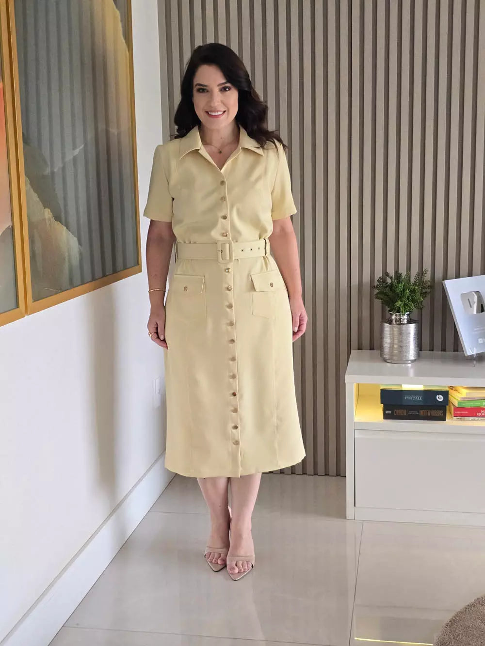 CHEMISE COM BOTÕES E CINTO