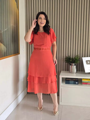 VESTIDO BORDADO COM CAMADAS